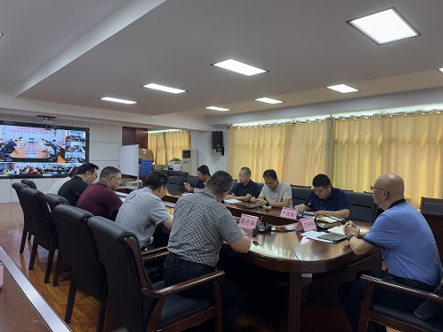 揭陽農(nóng)墾召開2025年前三季度經(jīng)營(yíng)分析會(huì)